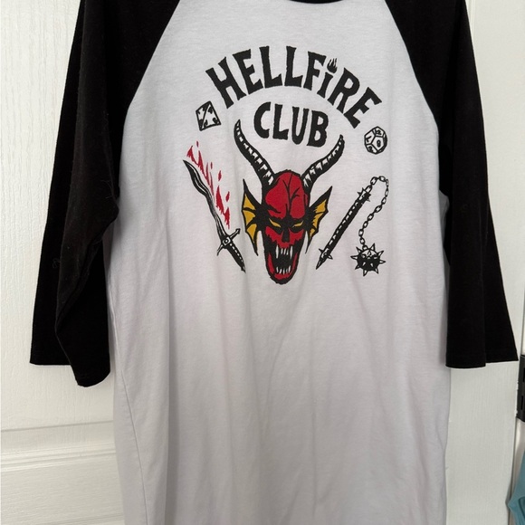 Hellfire Club Stranger Things Raglan T-Shirt - Picture 3 of 5